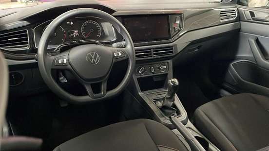 VOLKSWAGEN-POLO-2024