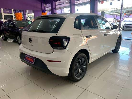 VOLKSWAGEN-POLO-2024