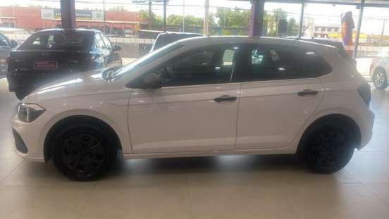 VOLKSWAGEN-POLO-2024