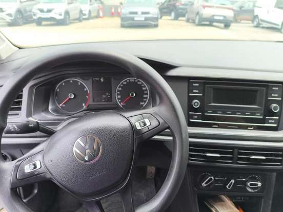 VOLKSWAGEN-POLO-2024