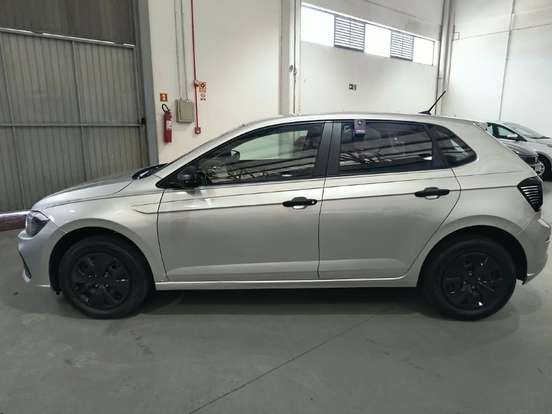 VOLKSWAGEN-POLO-2024