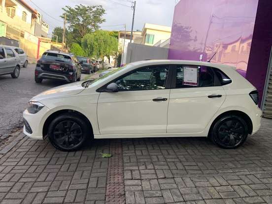 VOLKSWAGEN-POLO-2024