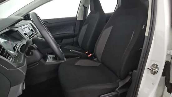 VOLKSWAGEN-POLO-2024