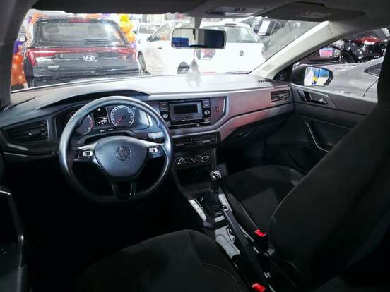 VOLKSWAGEN-POLO-2024