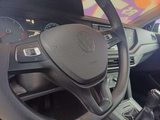 VOLKSWAGEN-POLO-2024