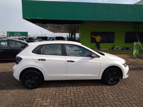 VOLKSWAGEN-POLO-2025