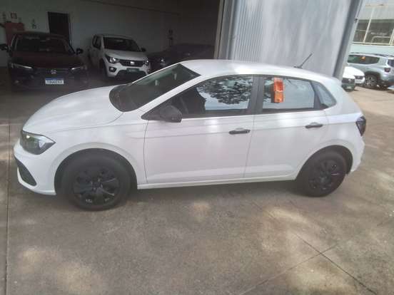VOLKSWAGEN-POLO-2025
