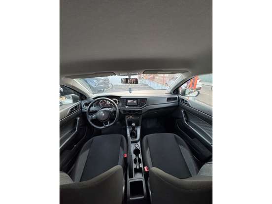 VOLKSWAGEN-POLO-2024