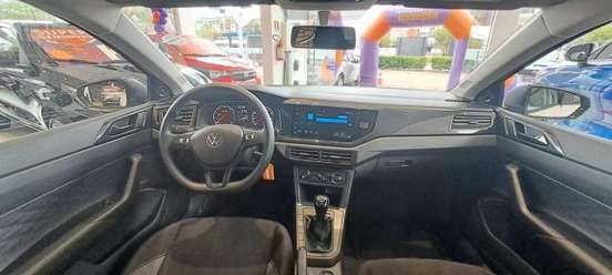 VOLKSWAGEN-POLO-2025