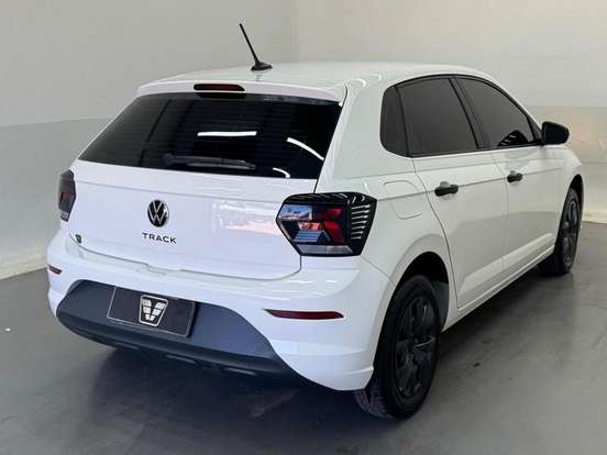 VOLKSWAGEN-POLO-2024