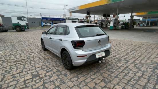 VOLKSWAGEN-POLO-2023