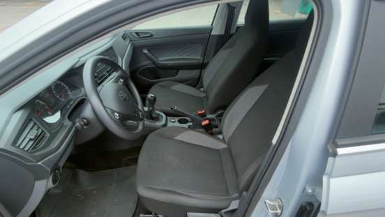 VOLKSWAGEN-POLO-2023