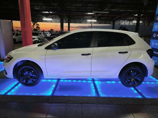 VOLKSWAGEN-POLO-2024