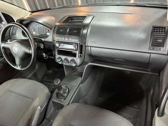 VOLKSWAGEN-POLO-1.6 MI SPORTLINE 8V FLEX 4P MANUAL VOLKSWAGEN-POLO-2007