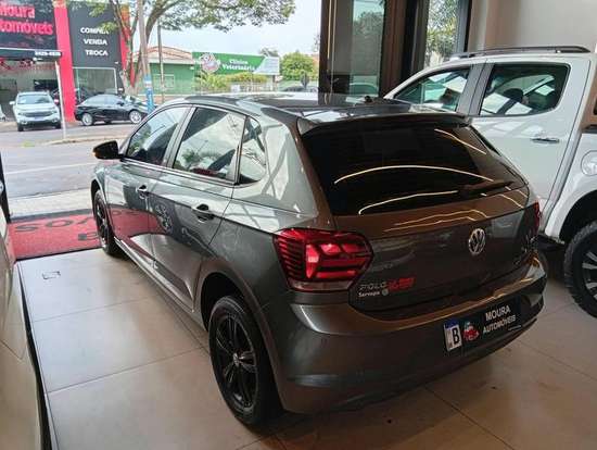 VOLKSWAGEN-POLO-2020