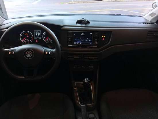 VOLKSWAGEN-POLO-2020