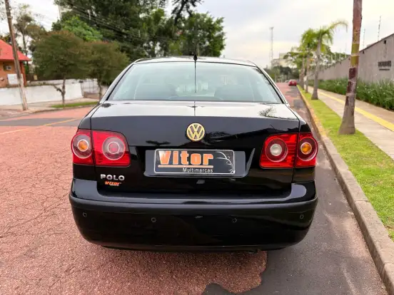 VOLKSWAGEN-POLO SEDAN-2007