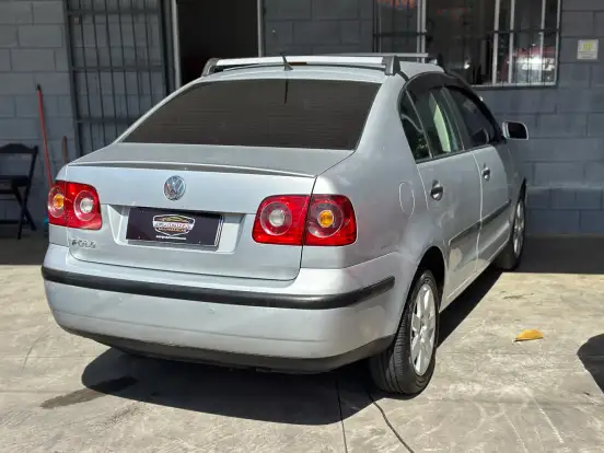 VOLKSWAGEN-POLO SEDAN-1.6 MI 8V FLEX 4P MANUAL VOLKSWAGEN-POLO SEDAN-2007