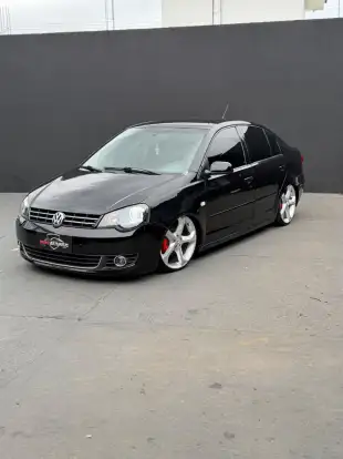 VOLKSWAGEN-POLO SEDAN-2008