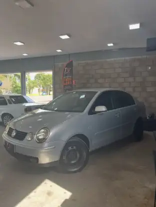 VOLKSWAGEN-POLO SEDAN-2003