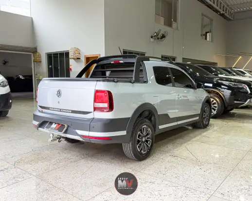 VOLKSWAGEN-SAVEIRO-2021