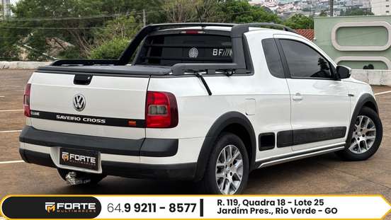 VOLKSWAGEN-SAVEIRO-2014