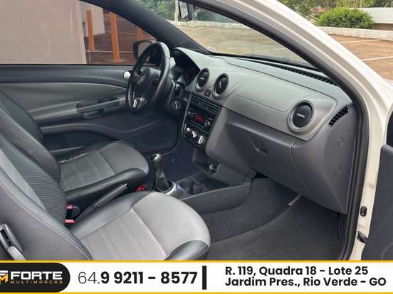 VOLKSWAGEN-SAVEIRO-1.6 CROSS CE 8V FLEX 2P MANUAL VOLKSWAGEN-SAVEIRO-2014