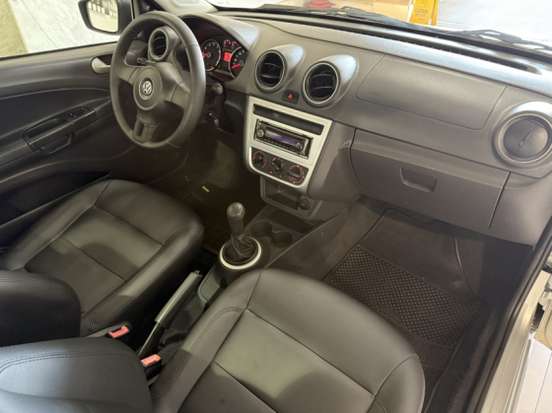 VOLKSWAGEN-SAVEIRO-1.6 MI STARTLINE CS 8V FLEX 2P MANUAL VOLKSWAGEN-SAVEIRO-2015