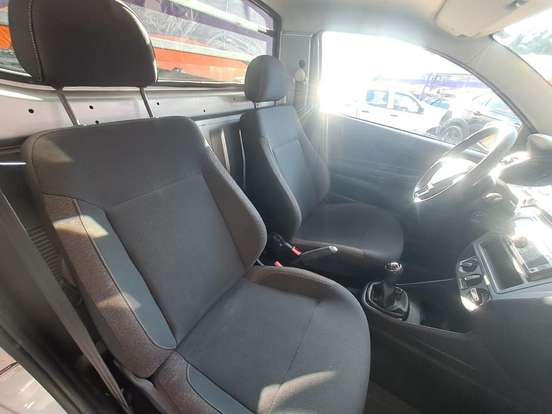VOLKSWAGEN-SAVEIRO-2025