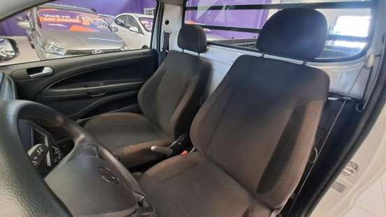 VOLKSWAGEN-SAVEIRO-2024
