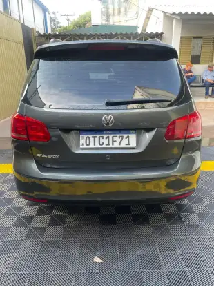 VOLKSWAGEN-SPACEFOX-2012