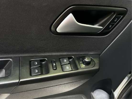 VOLKSWAGEN-SPACEFOX-1.6 MI SPORTLINE 8V FLEX 4P AUTOMATIZADO VOLKSWAGEN-SPACEFOX-2012