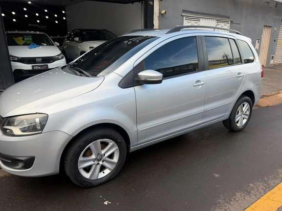 VOLKSWAGEN-SPACEFOX-1.6 MI TREND 8V FLEX 4P MANUAL VOLKSWAGEN-SPACEFOX-2011