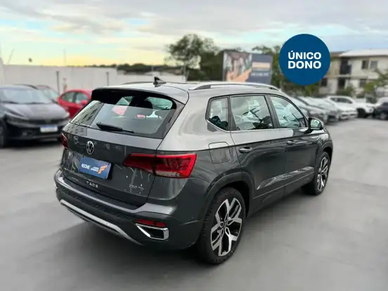 VOLKSWAGEN-TAOS-2024