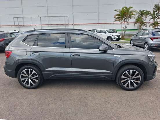 VOLKSWAGEN-TAOS-1.4 250 TSI TOTAL FLEX COMFORTLINE AUTOMÁTICO VOLKSWAGEN-TAOS-2024