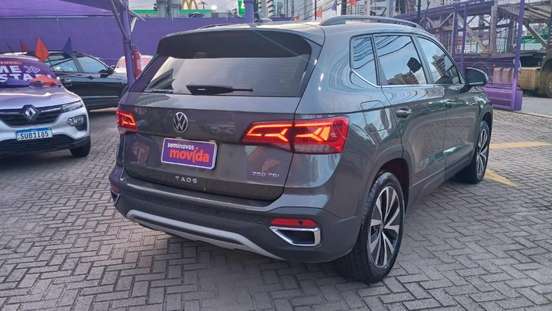 VOLKSWAGEN-TAOS-2025