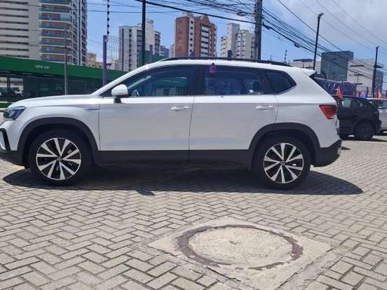 VOLKSWAGEN-TAOS-1.4 250 TSI TOTAL FLEX COMFORTLINE AUTOMÁTICO VOLKSWAGEN-TAOS-2025