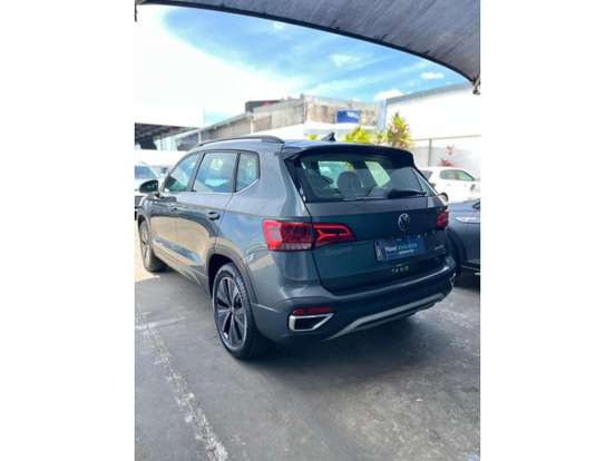 VOLKSWAGEN-TAOS-2024