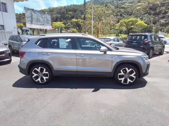 VOLKSWAGEN-TAOS-1.4 250 TSI TOTAL FLEX HIGHLINE AUTOMÁTICO VOLKSWAGEN-TAOS-2024