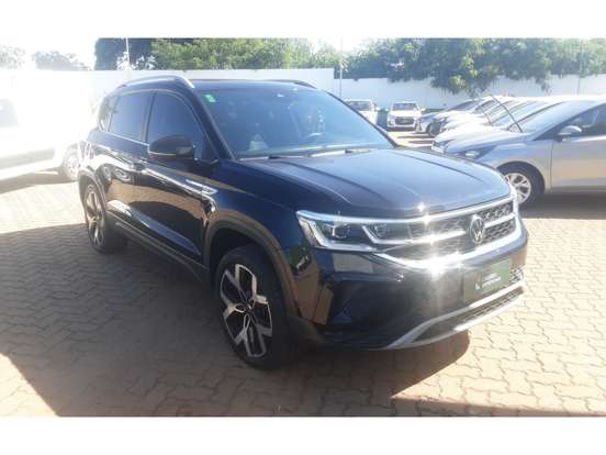 VOLKSWAGEN-TAOS-1.4 250 TSI TOTAL FLEX HIGHLINE AUTOMÁTICO VOLKSWAGEN-TAOS-2024