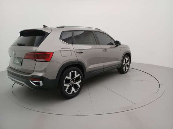VOLKSWAGEN-TAOS-1.4 250 TSI TOTAL FLEX HIGHLINE AUTOMÁTICO VOLKSWAGEN-TAOS-2024
