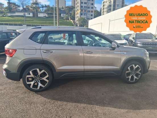 VOLKSWAGEN-TAOS-1.4 250 TSI TOTAL FLEX HIGHLINE AUTOMÁTICO VOLKSWAGEN-TAOS-2024