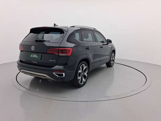 VOLKSWAGEN-TAOS-2024