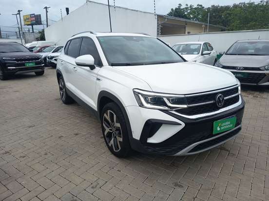 VOLKSWAGEN-TAOS-2024