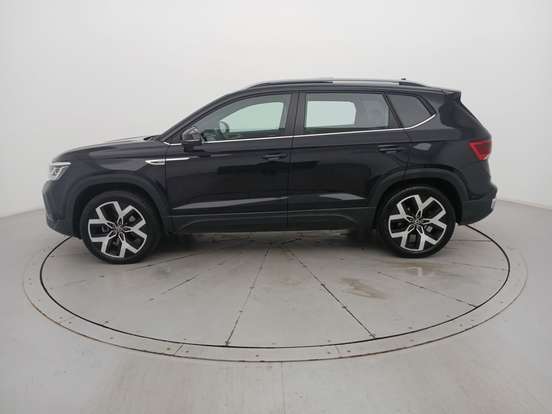 VOLKSWAGEN-TAOS-2024