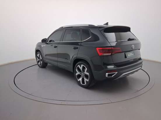 VOLKSWAGEN-TAOS-2024