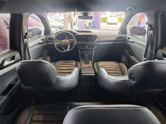 VOLKSWAGEN-TAOS-1.4 250 TSI TOTAL FLEX HIGHLINE AUTOMÁTICO VOLKSWAGEN-TAOS-2024