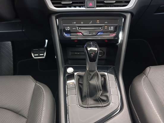 VOLKSWAGEN-TAOS-1.4 250 TSI TOTAL FLEX HIGHLINE AUTOMÁTICO VOLKSWAGEN-TAOS-2025
