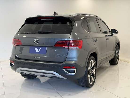 VOLKSWAGEN-TAOS-2024