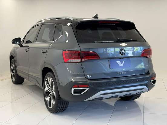 VOLKSWAGEN-TAOS-2024
